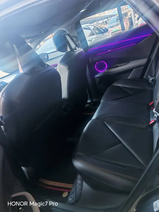 2022 ChangAn UNI-V 1.5T 188HP L4 7DCT,autocango,china used car exporter,china ev exporter,chinese used car exporter,chinese used ev exporter