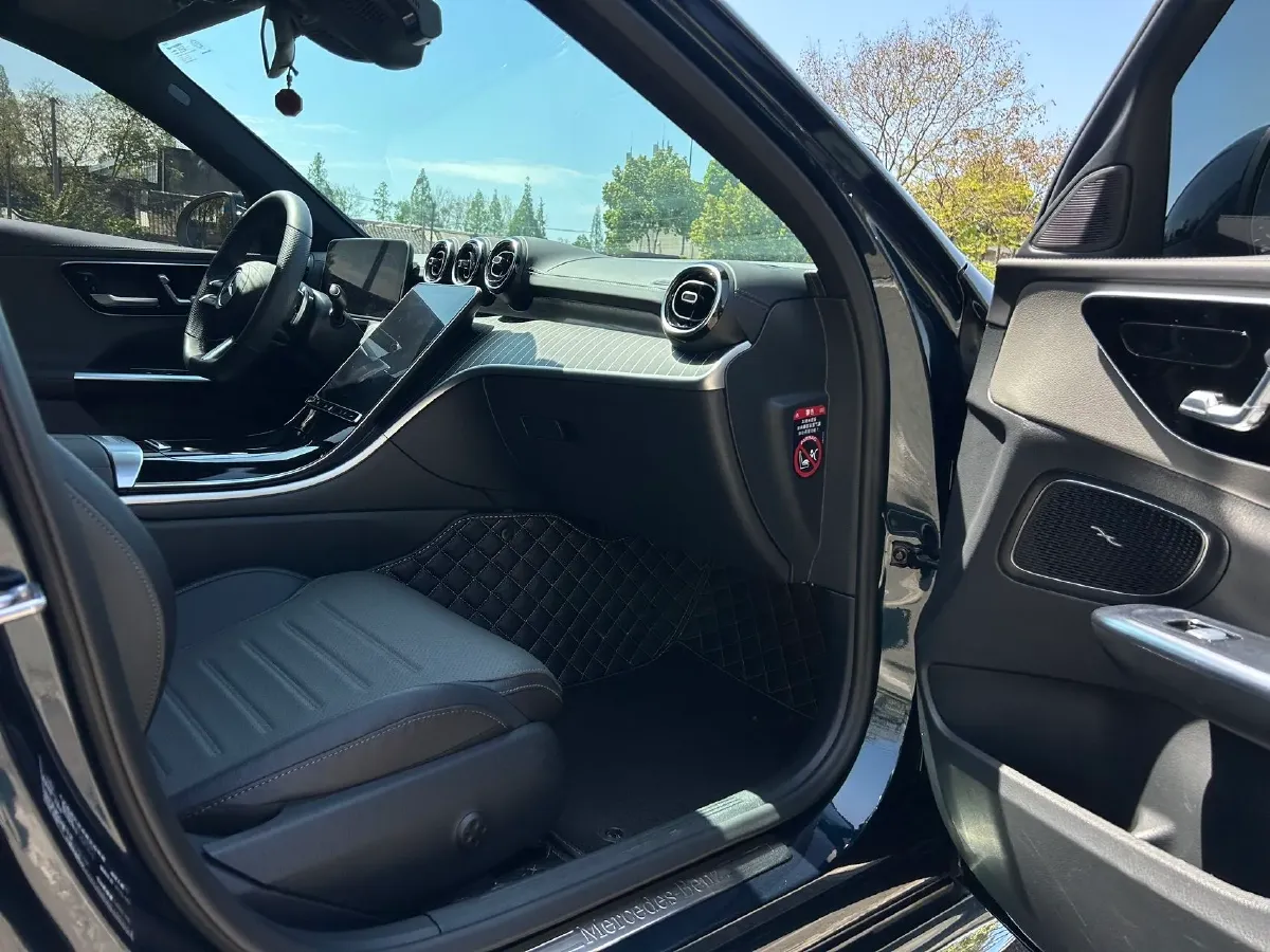 2022 Mercedes-Benz C Class 1.5T 170HP L4 9AT,autocango,china used car exporter,china ev exporter,chinese used car exporter,chinese used ev exporter