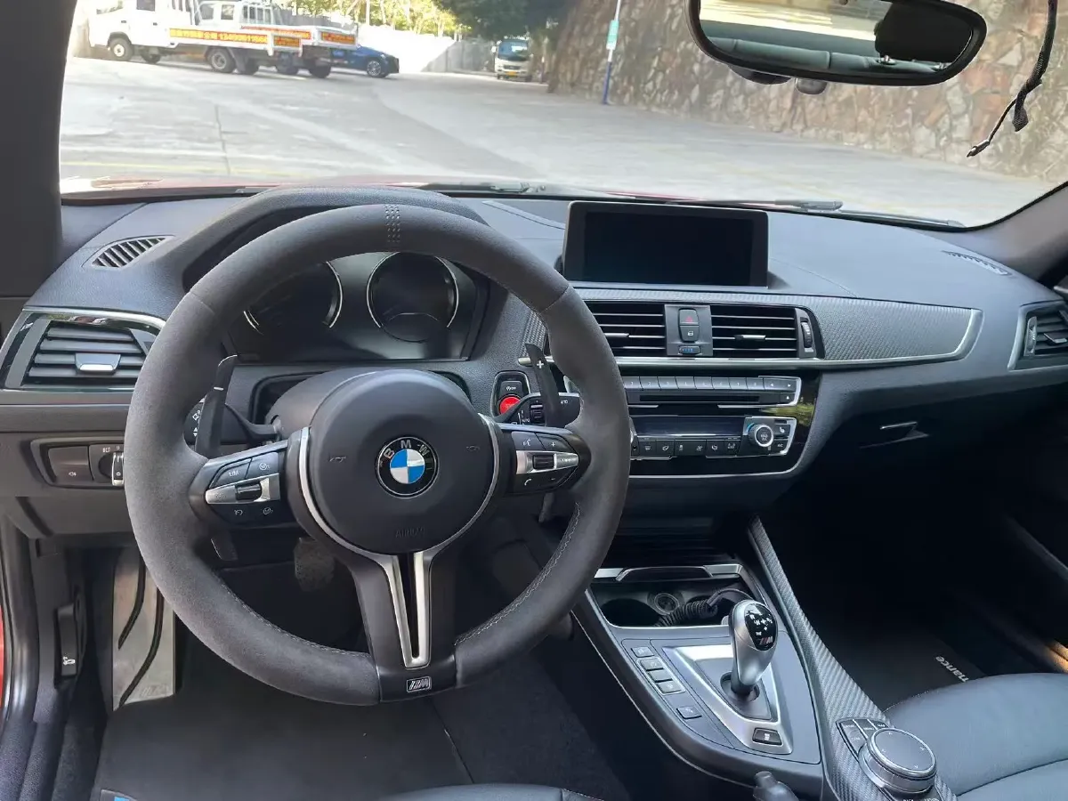 2020 BMW M2 3.0T 410HP L6 7DCT,autocango,china used car exporter,china ev exporter,chinese used car exporter,chinese used ev exporter