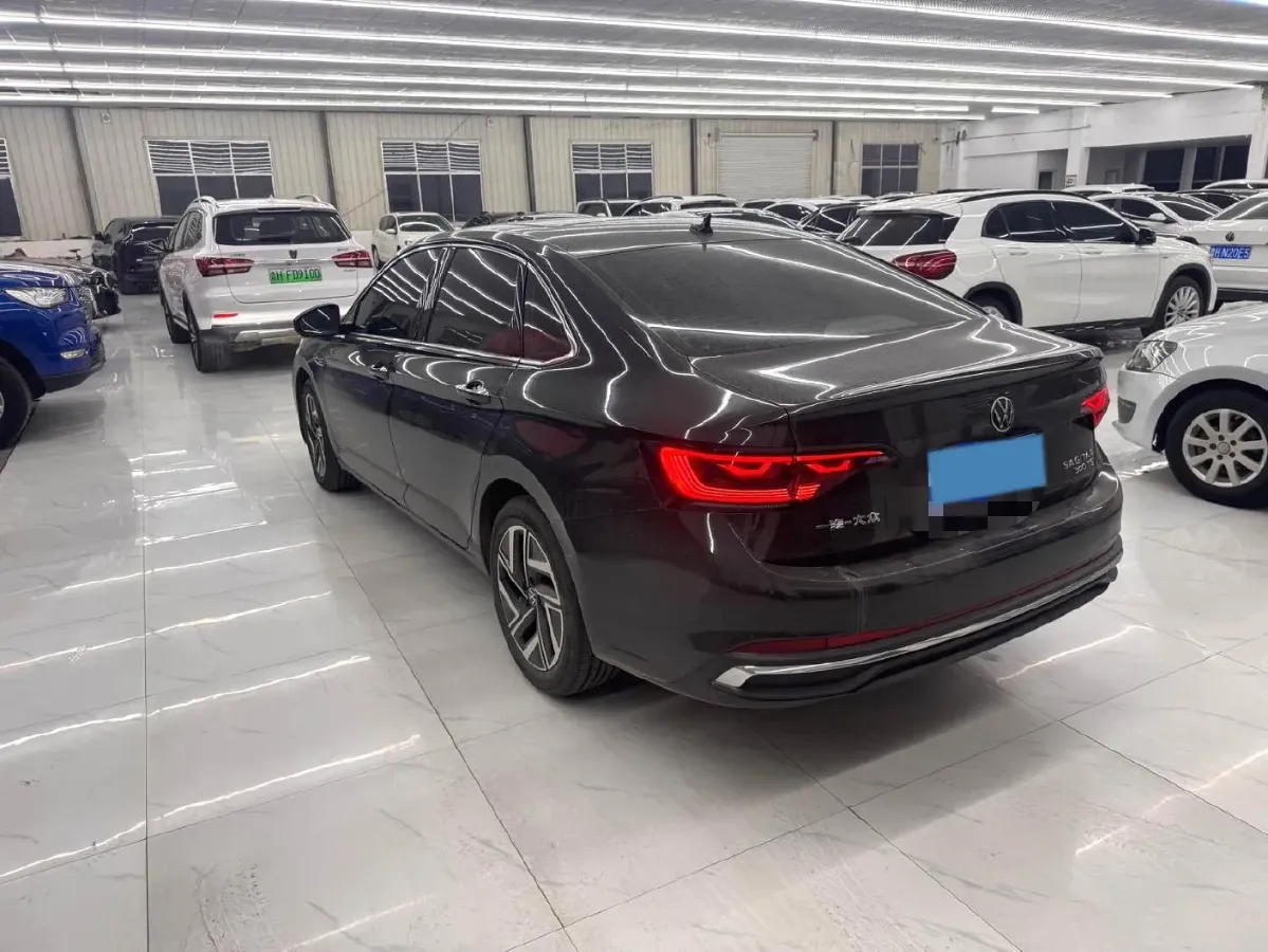 2025 Volkswagen Sagitar 1.5T 160HP L4 7DCT,autocango,china used car exporter,china ev exporter,chinese used car exporter,chinese used ev exporter