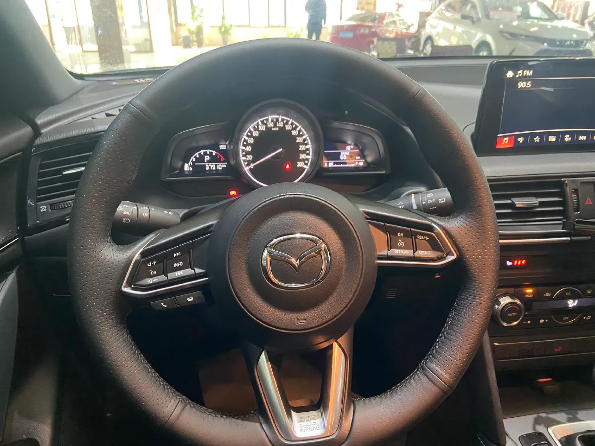 2021 Mazda CX-4 2.0L 158HP L4 6AT,autocango,china used car exporter,china ev exporter,chinese used car exporter,chinese used ev exporter