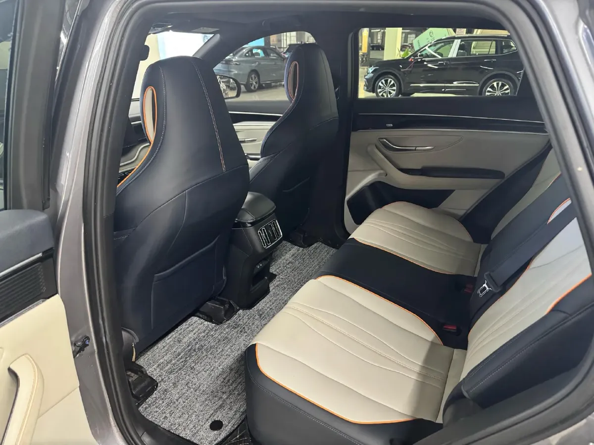 2021 Geely JiaJi 1.5T 177HP L3 7DCT PHEV 11.3KWH,autocango,china used car exporter,china ev exporter,chinese used car exporter,chinese used ev exporter