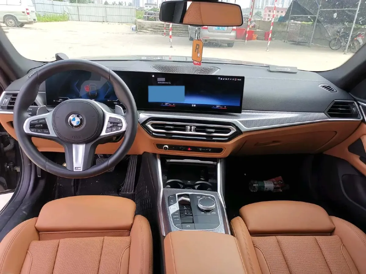 2022 BMW 8 Series 3.0T 333HP L6 8AT,autocango,china used car exporter,china ev exporter,chinese used car exporter,chinese used ev exporter