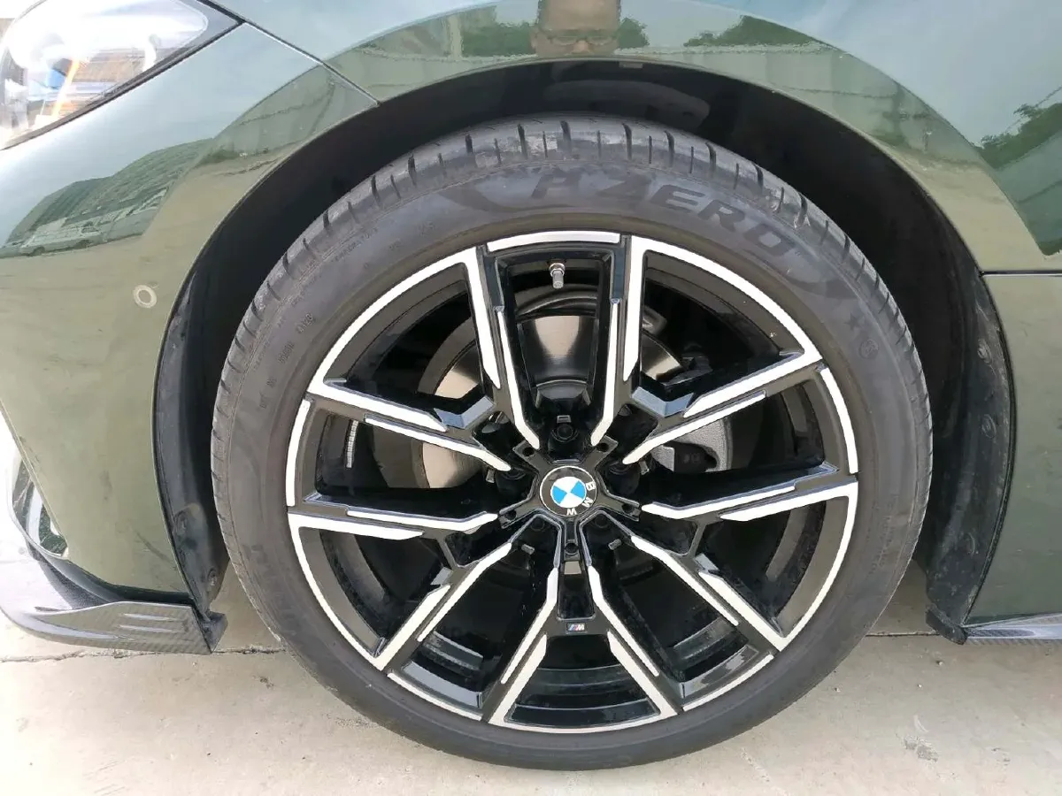 2022 BMW 8 Series 3.0T 333HP L6 8AT,autocango,china used car exporter,china ev exporter,chinese used car exporter,chinese used ev exporter