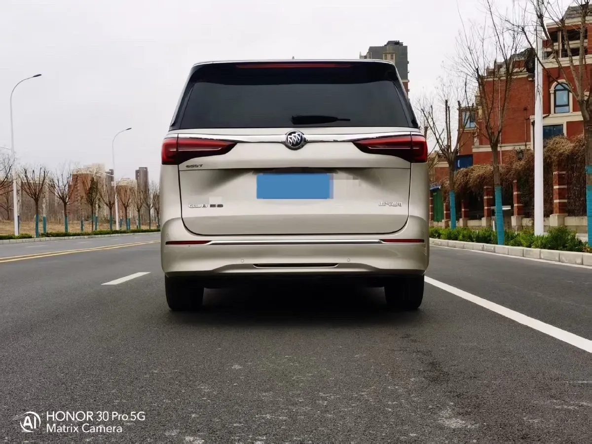 2021 Buick GL8 2.0T 237HP L4 9AT,autocango,china used car exporter,china ev exporter,chinese used car exporter,chinese used ev exporter