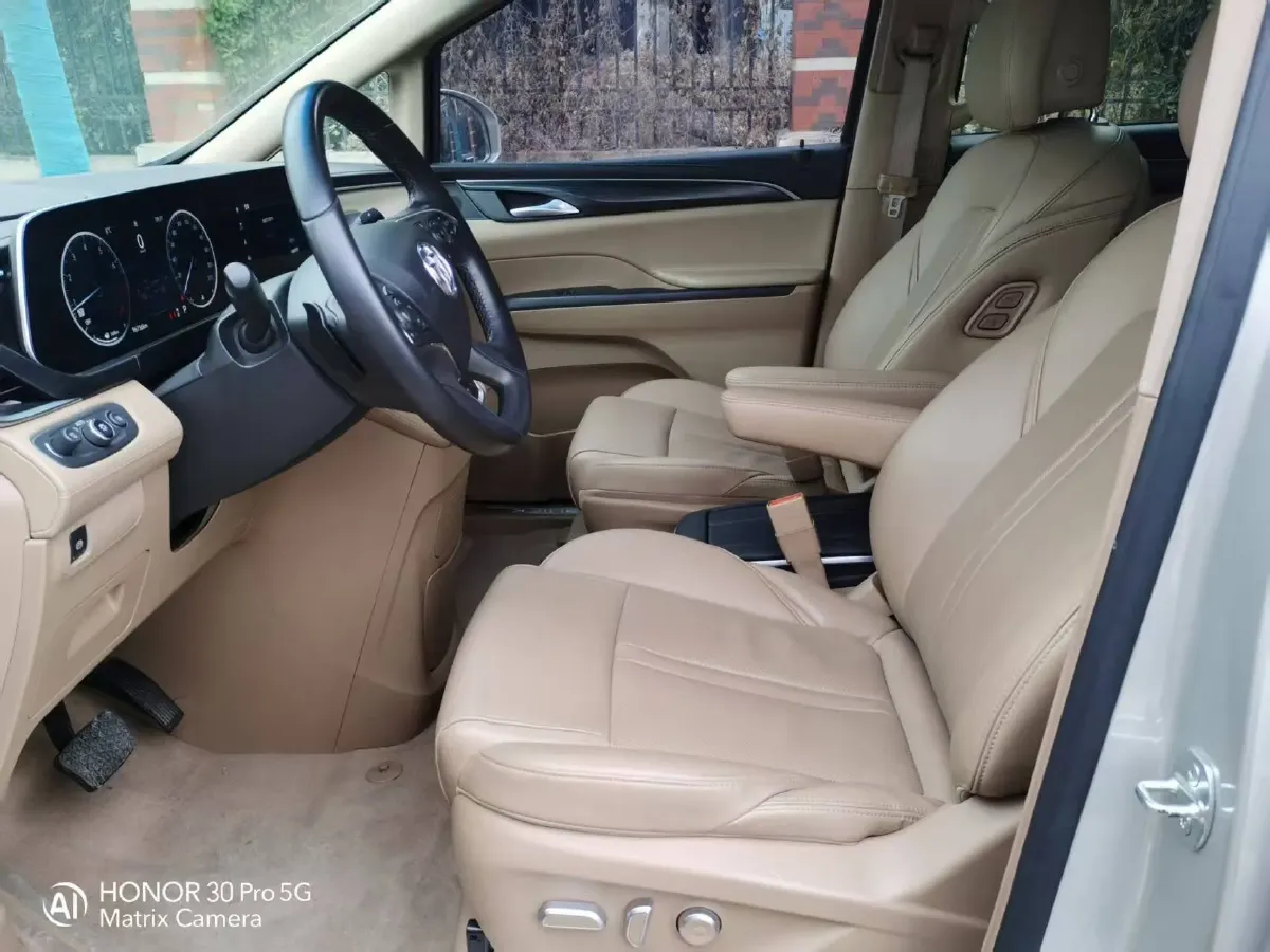 2021 Buick GL8 2.0T 237HP L4 9AT,autocango,china used car exporter,china ev exporter,chinese used car exporter,chinese used ev exporter