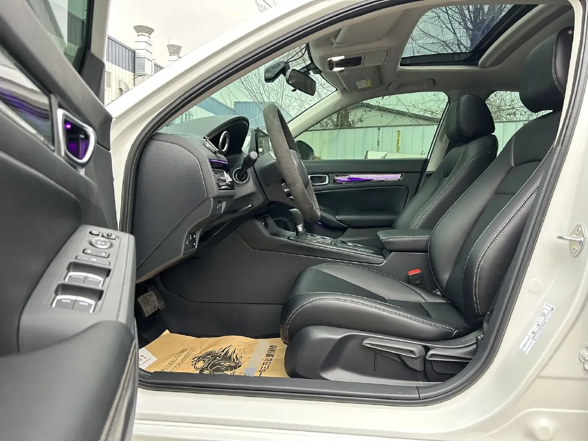 2023 Honda Civic 1.5T 182HP L4 CVT,autocango,china used car exporter,china ev exporter,chinese used car exporter,chinese used ev exporter