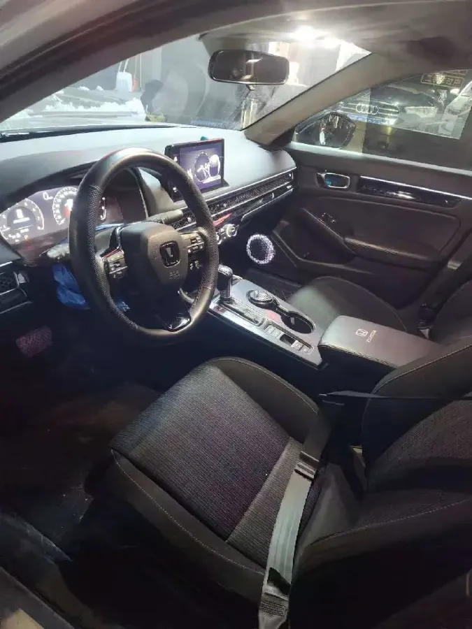 2023 Honda Civic 1.5T 182HP L4 CVT,autocango,china used car exporter,china ev exporter,chinese used car exporter,chinese used ev exporter