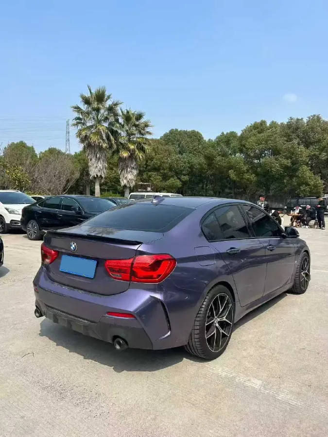 2023 BMW 1 Series 2.0T 178HP L4 7DCT,autocango,china used car exporter,china ev exporter,chinese used car exporter,chinese used ev exporter