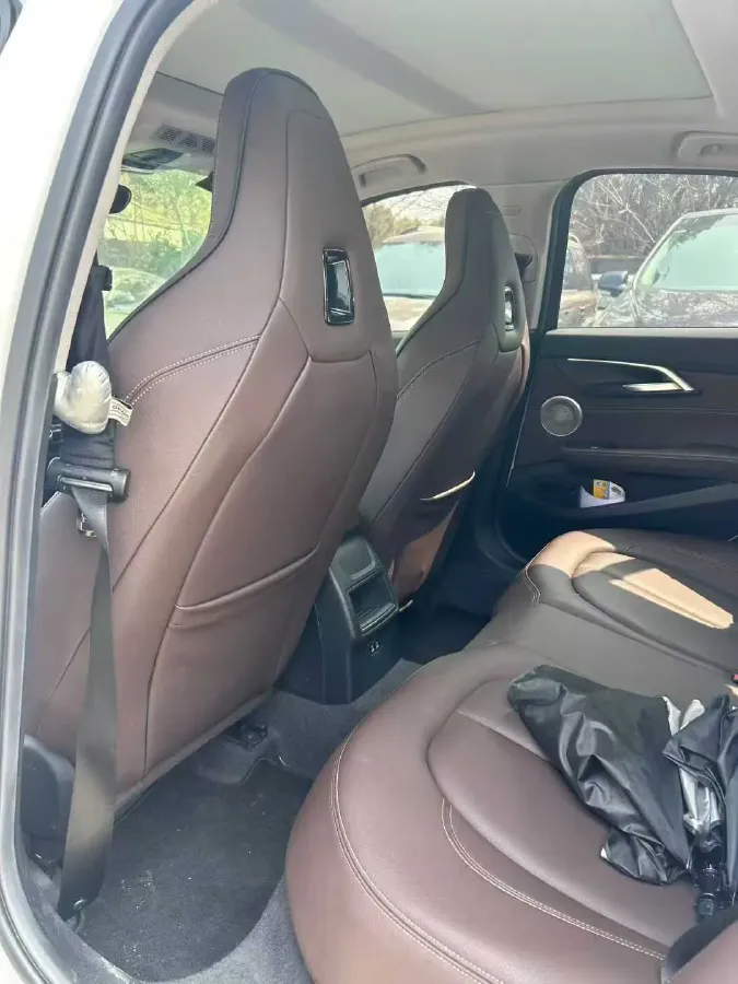 2023 BMW 1 Series 2.0T 178HP L4 7DCT,autocango,china used car exporter,china ev exporter,chinese used car exporter,chinese used ev exporter