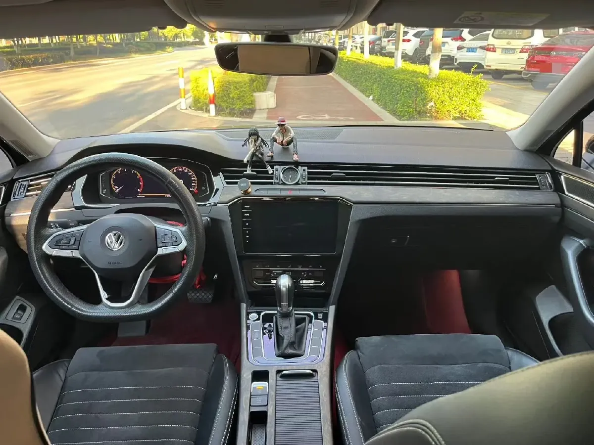 2020 Volkswagen Magotan 2.0T 186HP L4 7DCT,autocango,china used car exporter,china ev exporter,chinese used car exporter,chinese used ev exporter