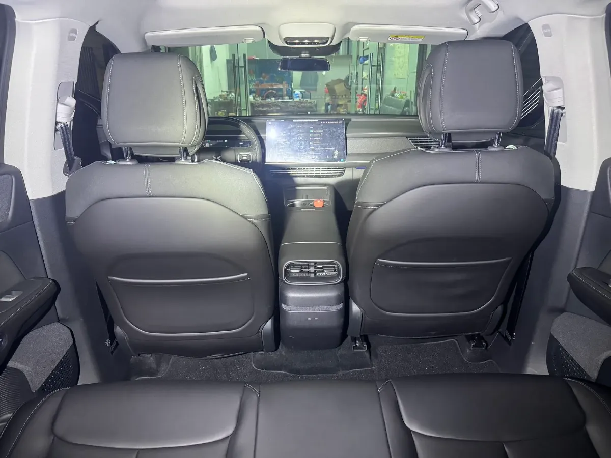 2024 Xpeng G6 BEV 66KWH,autocango,china used car exporter,china ev exporter,chinese used car exporter,chinese used ev exporter