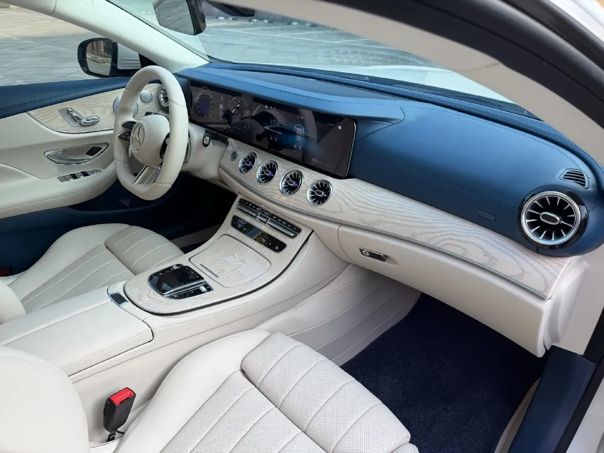 2021 Mercedes-Benz E Class 1.5T 184HP L4 9AT,autocango,china used car exporter,china ev exporter,chinese used car exporter,chinese used ev exporter