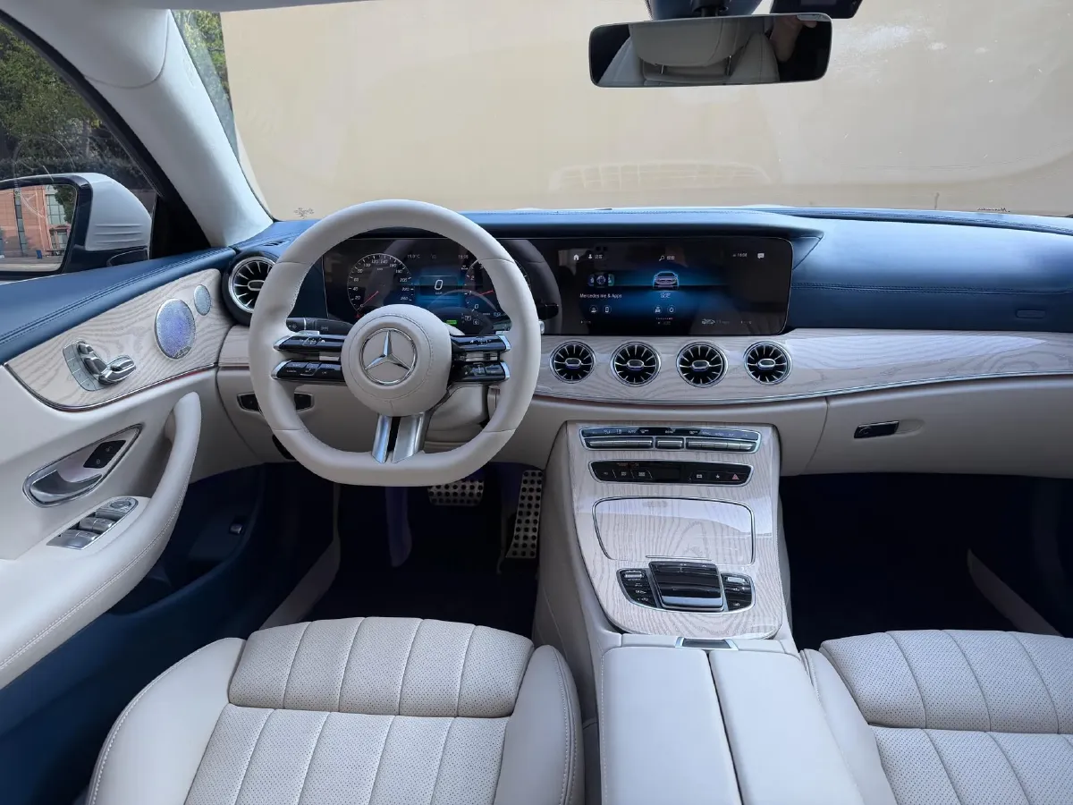2021 Mercedes-Benz E Class 1.5T 184HP L4 9AT,autocango,china used car exporter,china ev exporter,chinese used car exporter,chinese used ev exporter