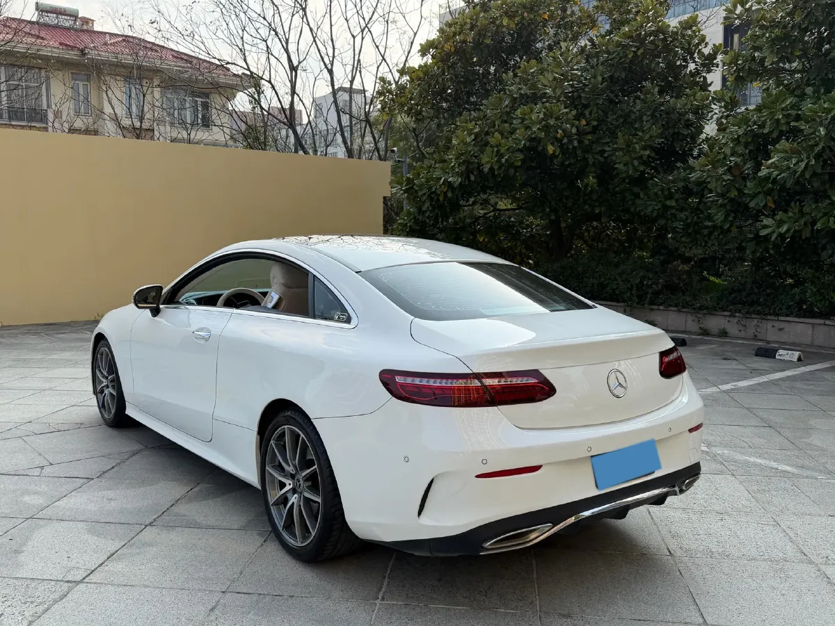 2021 Mercedes-Benz E Class 1.5T 184HP L4 9AT,autocango,china used car exporter,china ev exporter,chinese used car exporter,chinese used ev exporter