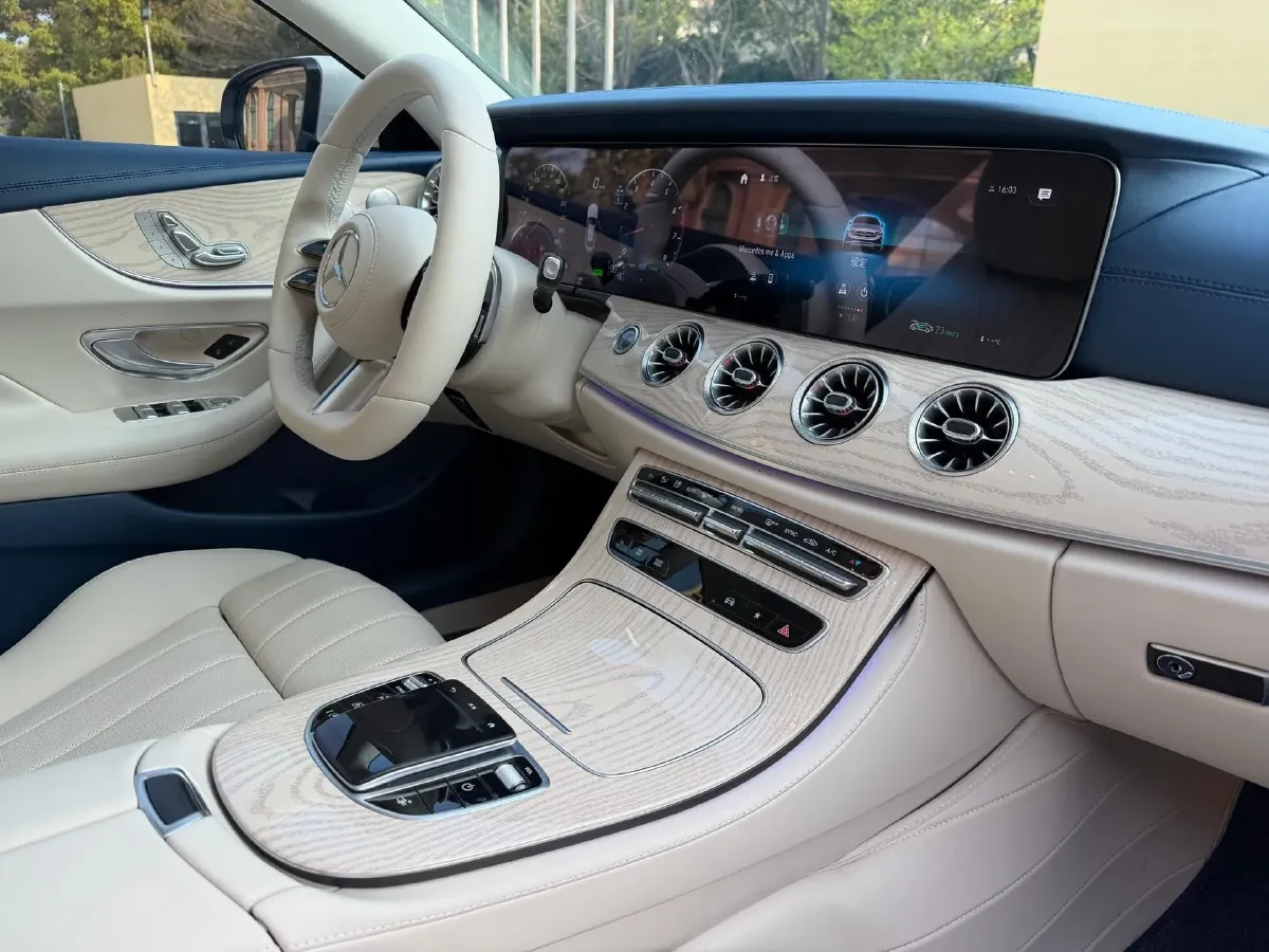 2021 Mercedes-Benz E Class 1.5T 184HP L4 9AT,autocango,china used car exporter,china ev exporter,chinese used car exporter,chinese used ev exporter