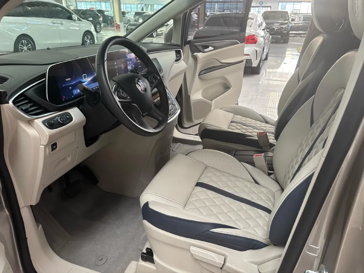 2023 Buick GL8 2.0T 237HP L4 9AT,autocango,china used car exporter,china ev exporter,chinese used car exporter,chinese used ev exporter