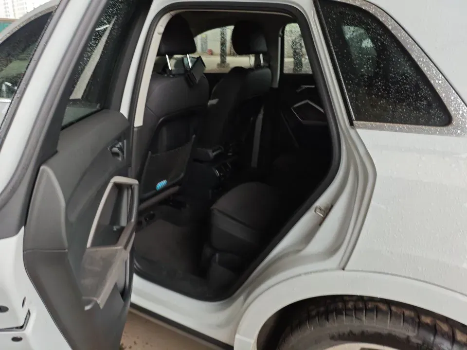 2023 Audi Q3 1.4T 150HP L4 7DCT,autocango,china used car exporter,china ev exporter,chinese used car exporter,chinese used ev exporter