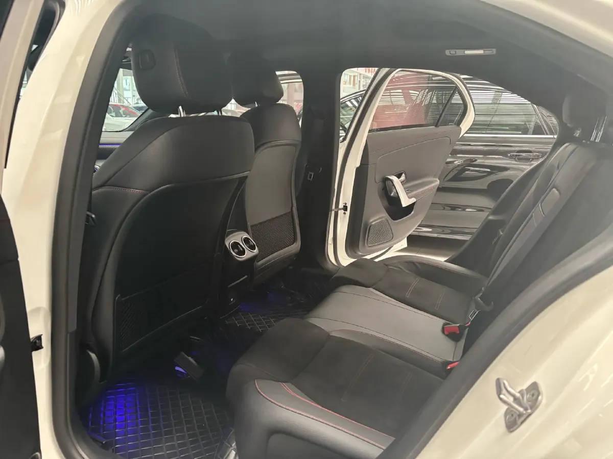 2024 Mercedes-Benz A Class 1.3T 163HP L4 7DCT,autocango,china used car exporter,china ev exporter,chinese used car exporter,chinese used ev exporter