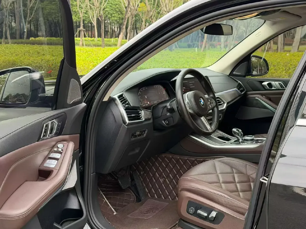 2022 BMW X5 2.0T 245HP L4 8AT,autocango,china used car exporter,china ev exporter,chinese used car exporter,chinese used ev exporter