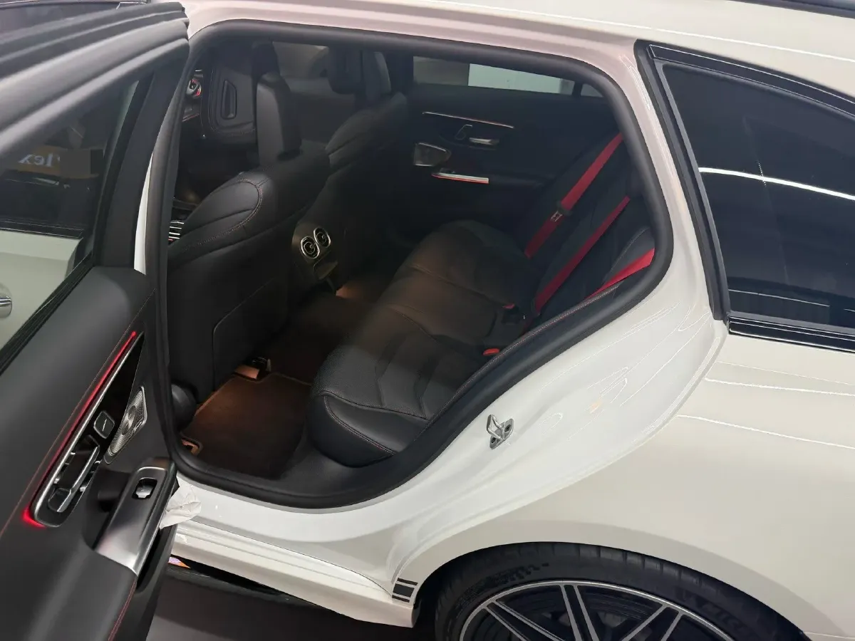 2023 Mercedes-Benz C AMG 2.0T 408HP L4 9AT,autocango,china used car exporter,china ev exporter,chinese used car exporter,chinese used ev exporter