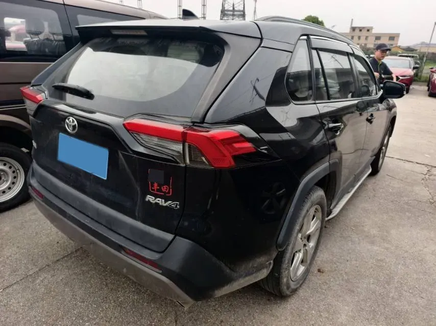 2020 Toyota RAV4 2.0L 171HP L4 CVT,autocango,china used car exporter,china ev exporter,chinese used car exporter,chinese used ev exporter