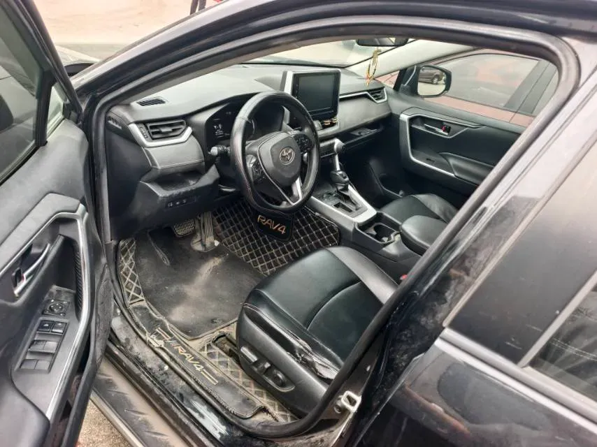 2020 Toyota RAV4 2.0L 171HP L4 CVT,autocango,china used car exporter,china ev exporter,chinese used car exporter,chinese used ev exporter