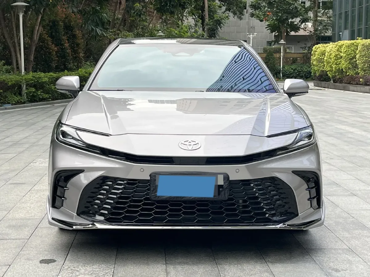 2024 Toyota Camry 2.0L 152HP L4 E-CVT Hybrid,autocango,china used car exporter,china ev exporter,chinese used car exporter,chinese used ev exporter