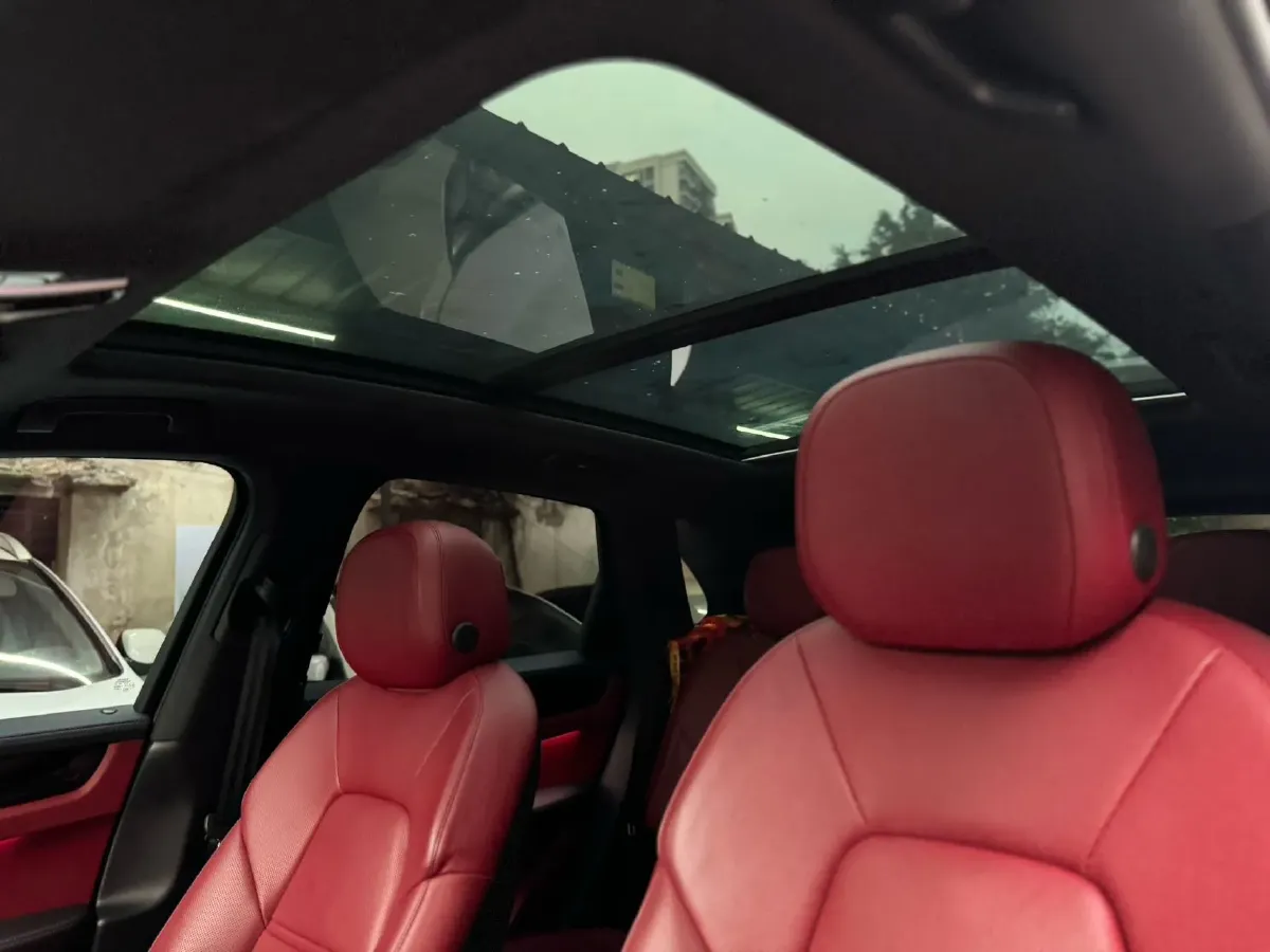 2022 Porsche Cayenne 3.0T 340HP V6 8AT,autocango,china used car exporter,china ev exporter,chinese used car exporter,chinese used ev exporter