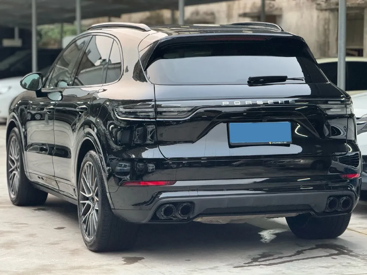 2022 Porsche Cayenne 3.0T 340HP V6 8AT,autocango,china used car exporter,china ev exporter,chinese used car exporter,chinese used ev exporter