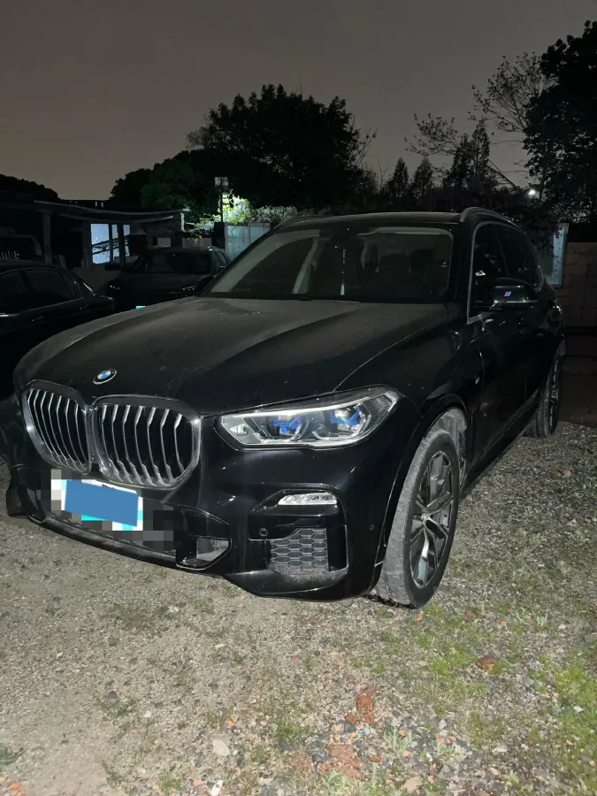 2020 BMW X5 3.0T 340HP L6 8AT,autocango,china used car exporter,china ev exporter,chinese used car exporter,chinese used ev exporter
