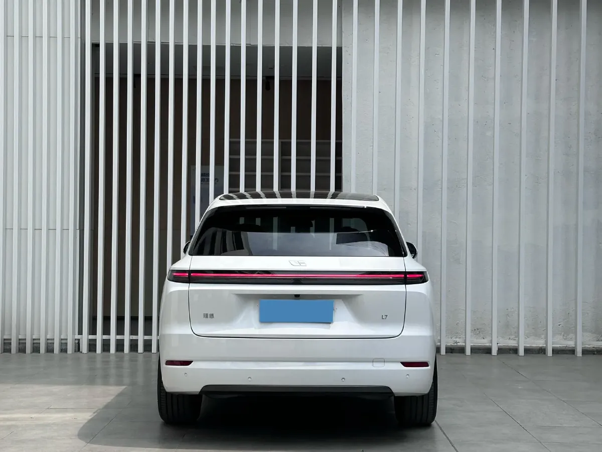 2025 Li L7 Range Extended 154HP REEV,autocango,china used car exporter,china ev exporter,chinese used car exporter,chinese used ev exporter