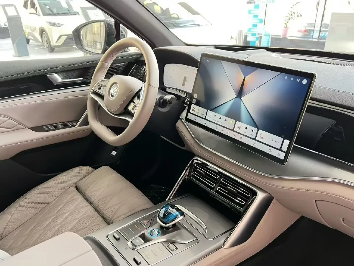 2025 BYD Tang 1.5T 156HP L4 E-CVT PHEV 21.504KWH,autocango,china used car exporter,china ev exporter,chinese used car exporter,chinese used ev exporter