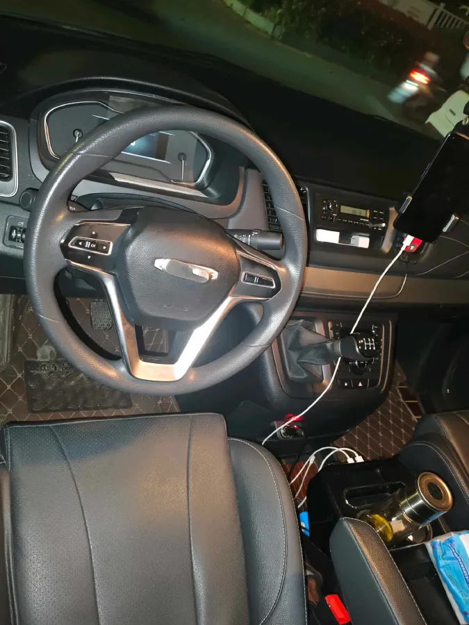 2023 MAXUS G10 2.0L 144HP L4 5MT,autocango,china used car exporter,china ev exporter,chinese used car exporter,chinese used ev exporter