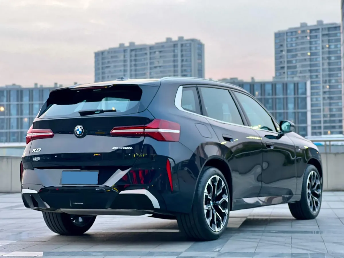 2025 BMW X3 2.0T 258HP L4 8AT,autocango,china used car exporter,china ev exporter,chinese used car exporter,chinese used ev exporter