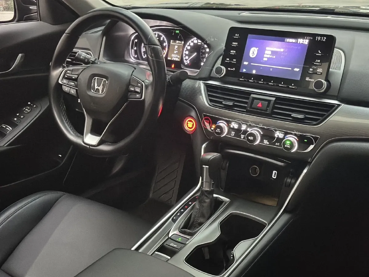 2018 Honda Accord 1.5T 194HP L4 CVT,autocango,china used car exporter,china ev exporter,chinese used car exporter,chinese used ev exporter