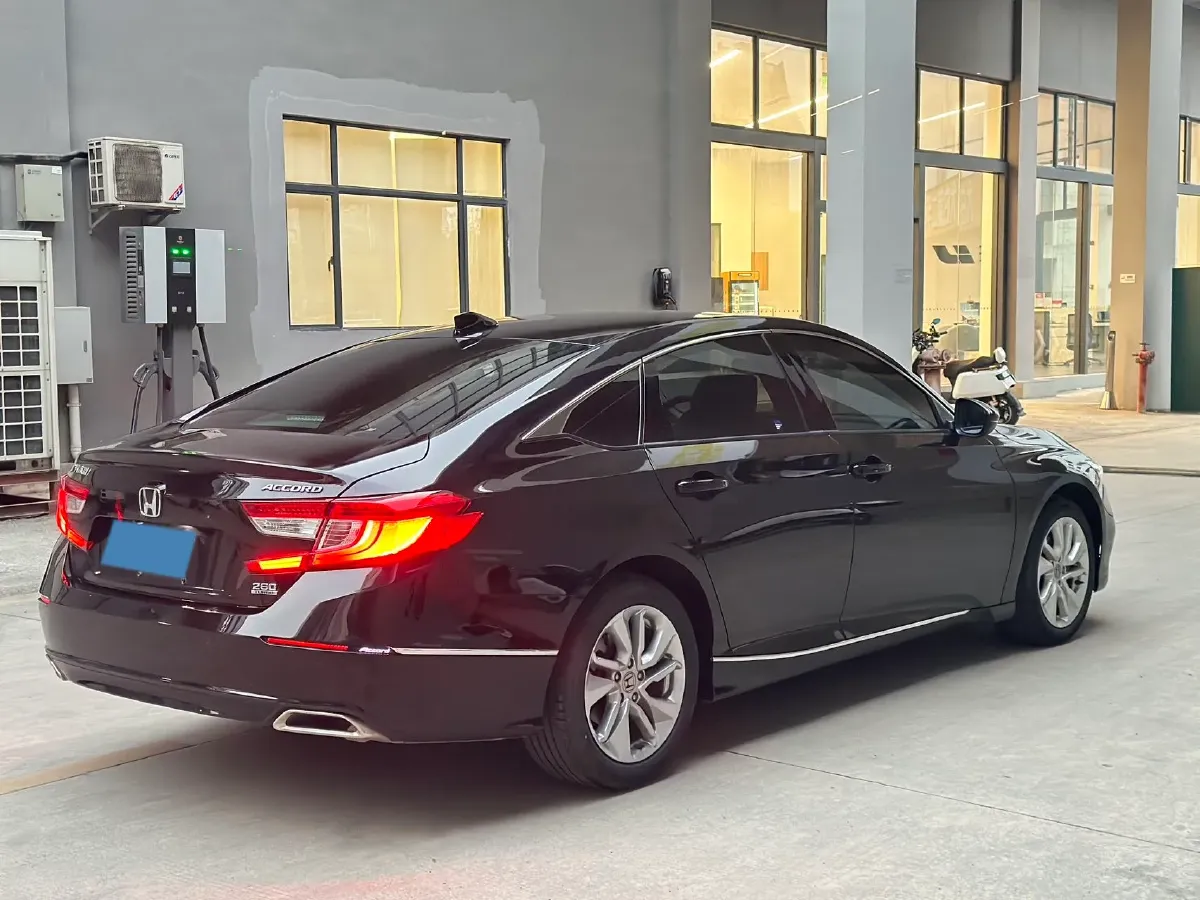 2018 Honda Accord 1.5T 194HP L4 CVT,autocango,china used car exporter,china ev exporter,chinese used car exporter,chinese used ev exporter