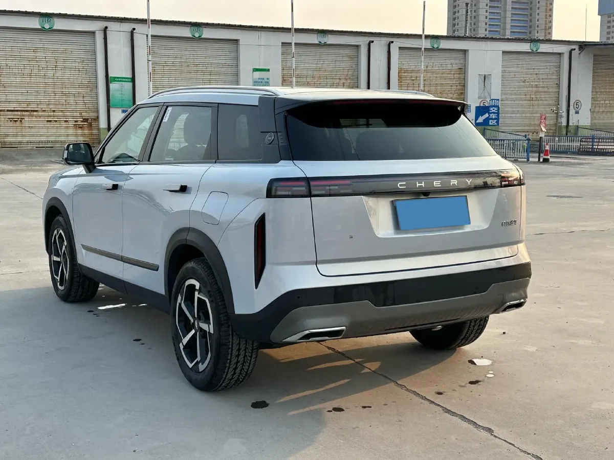 2025 Chery Exploration 06 1.6T 197HP L4 7DCT,autocango,china used car exporter,china ev exporter,chinese used car exporter,chinese used ev exporter