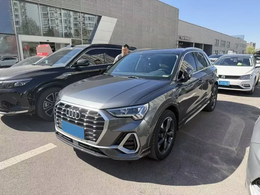 2021 Audi Q3 1.4T 150HP L4 7DCT,autocango,china used car exporter,china ev exporter,chinese used car exporter,chinese used ev exporter