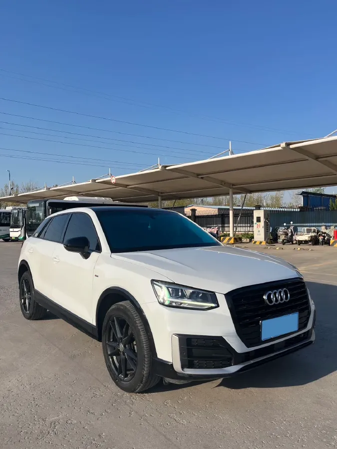 2021 Audi Q2L 1.4T 150HP L4 7DCT,autocango,china used car exporter,china ev exporter,chinese used car exporter,chinese used ev exporter