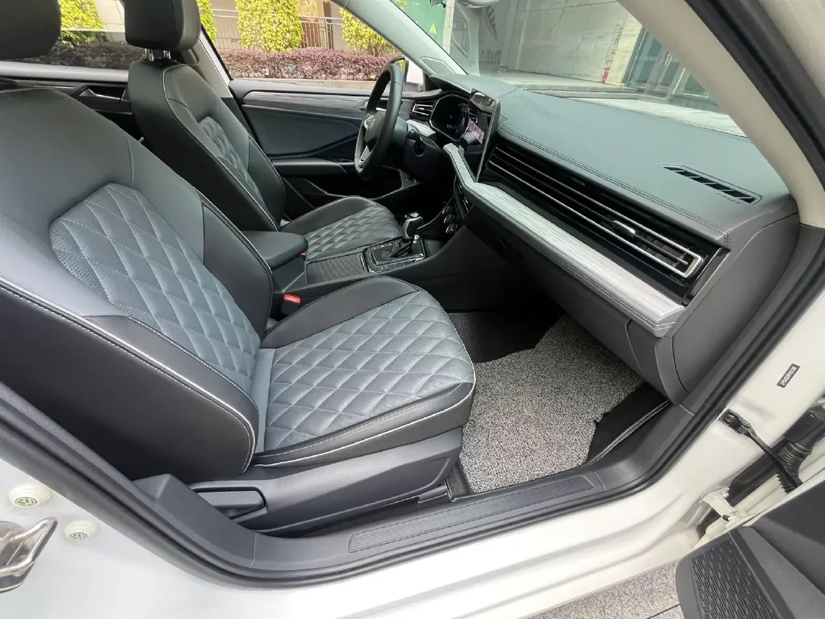 2023 Volkswagen Sagitar 1.5T 160HP L4 7DCT,autocango,china used car exporter,china ev exporter,chinese used car exporter,chinese used ev exporter