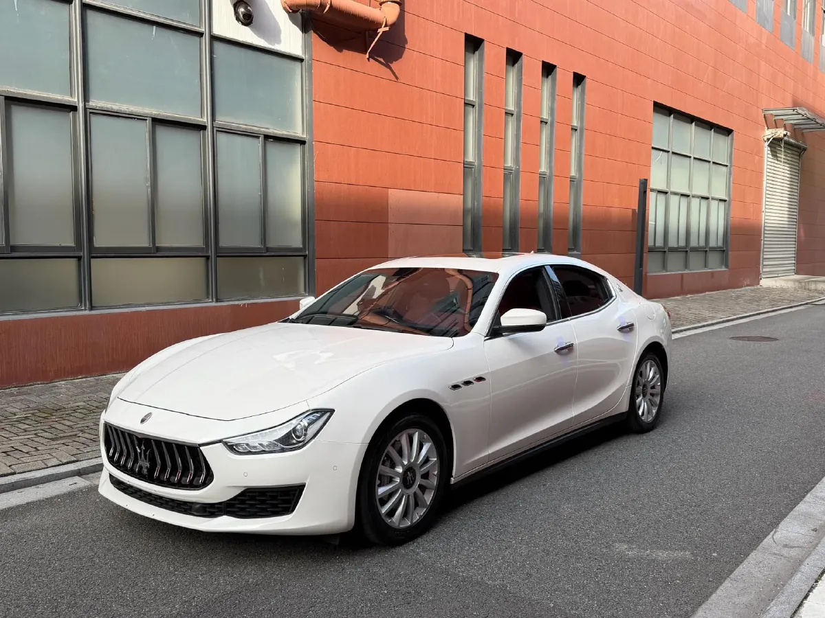 2018 Maserati Ghibli 3.0T 350HP V6 8AT,autocango,china used car exporter,china ev exporter,chinese used car exporter,chinese used ev exporter