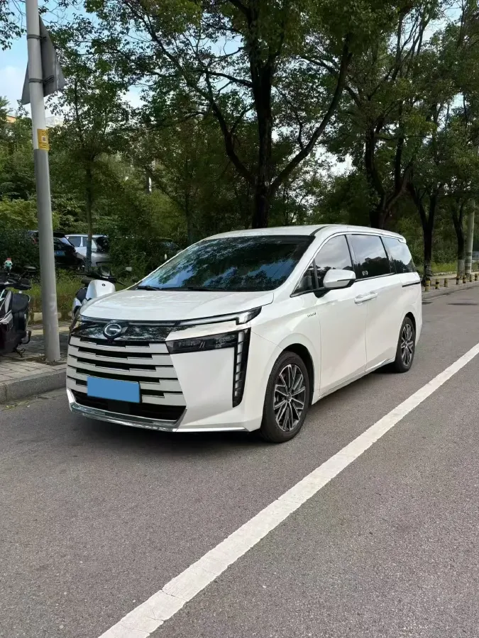 2024 GAC Trumpchi E8 2.0L 140HP L4 2DHT PHEV 25.57KWH,autocango,china used car exporter,china ev exporter,chinese used car exporter,chinese used ev exporter