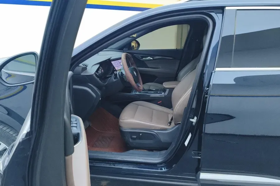 2021 Buick EnvisionPlus 2.0T 237HP L4 9AT,autocango,china used car exporter,china ev exporter,chinese used car exporter,chinese used ev exporter