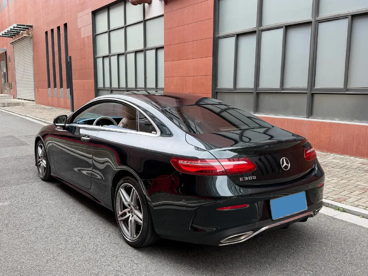 2020 Mercedes-Benz E Class 1.5T 184HP L4 9AT,autocango,china used car exporter,china ev exporter,chinese used car exporter,chinese used ev exporter