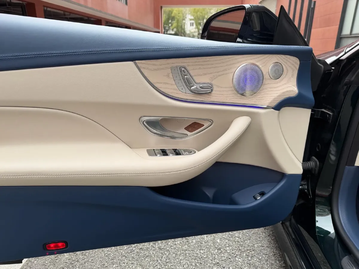 2020 Mercedes-Benz E Class 1.5T 184HP L4 9AT,autocango,china used car exporter,china ev exporter,chinese used car exporter,chinese used ev exporter