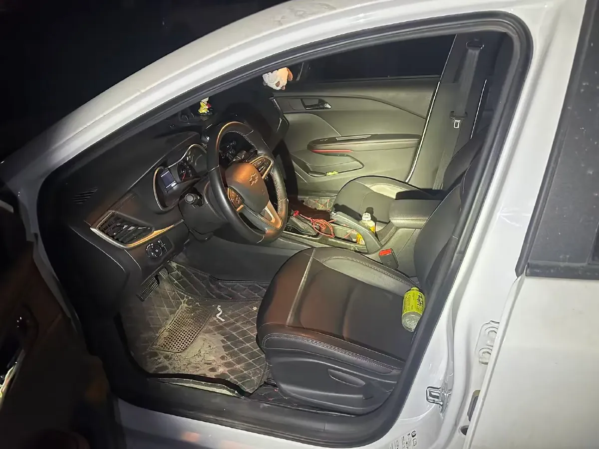 2022 Chevrolet Monza 1.3T 163HP L3 6AT,autocango,china used car exporter,china ev exporter,chinese used car exporter,chinese used ev exporter