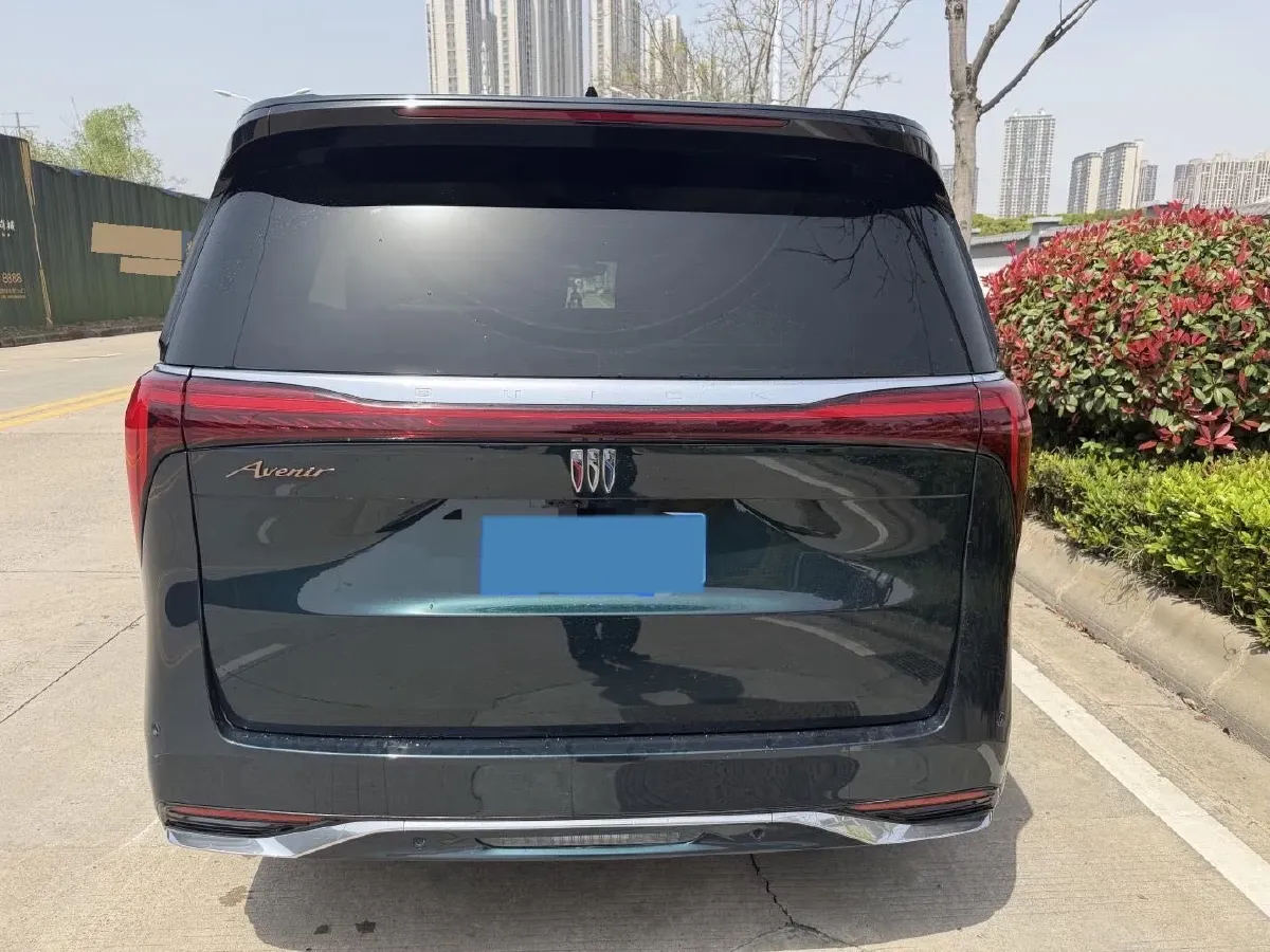 2023 Buick Century 2.0T 237HP L4 9AT,autocango,china used car exporter,china ev exporter,chinese used car exporter,chinese used ev exporter