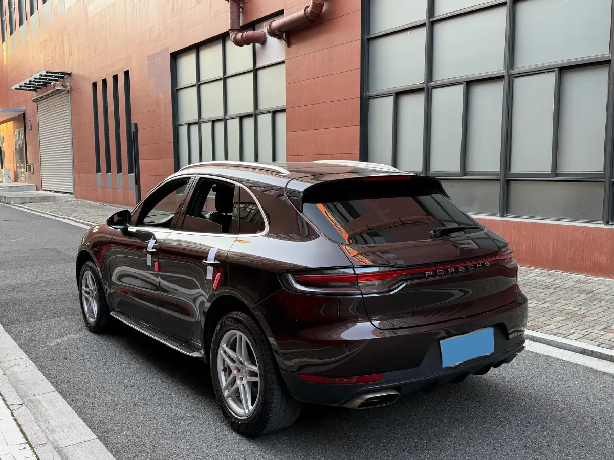2018 Porsche Macan 2.0T 252HP L4 7DCT,autocango,china used car exporter,china ev exporter,chinese used car exporter,chinese used ev exporter