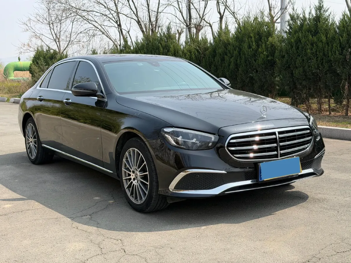 2022 Mercedes-Benz E Class 2.0T 197HP L4 9AT,autocango,china used car exporter,china ev exporter,chinese used car exporter,chinese used ev exporter